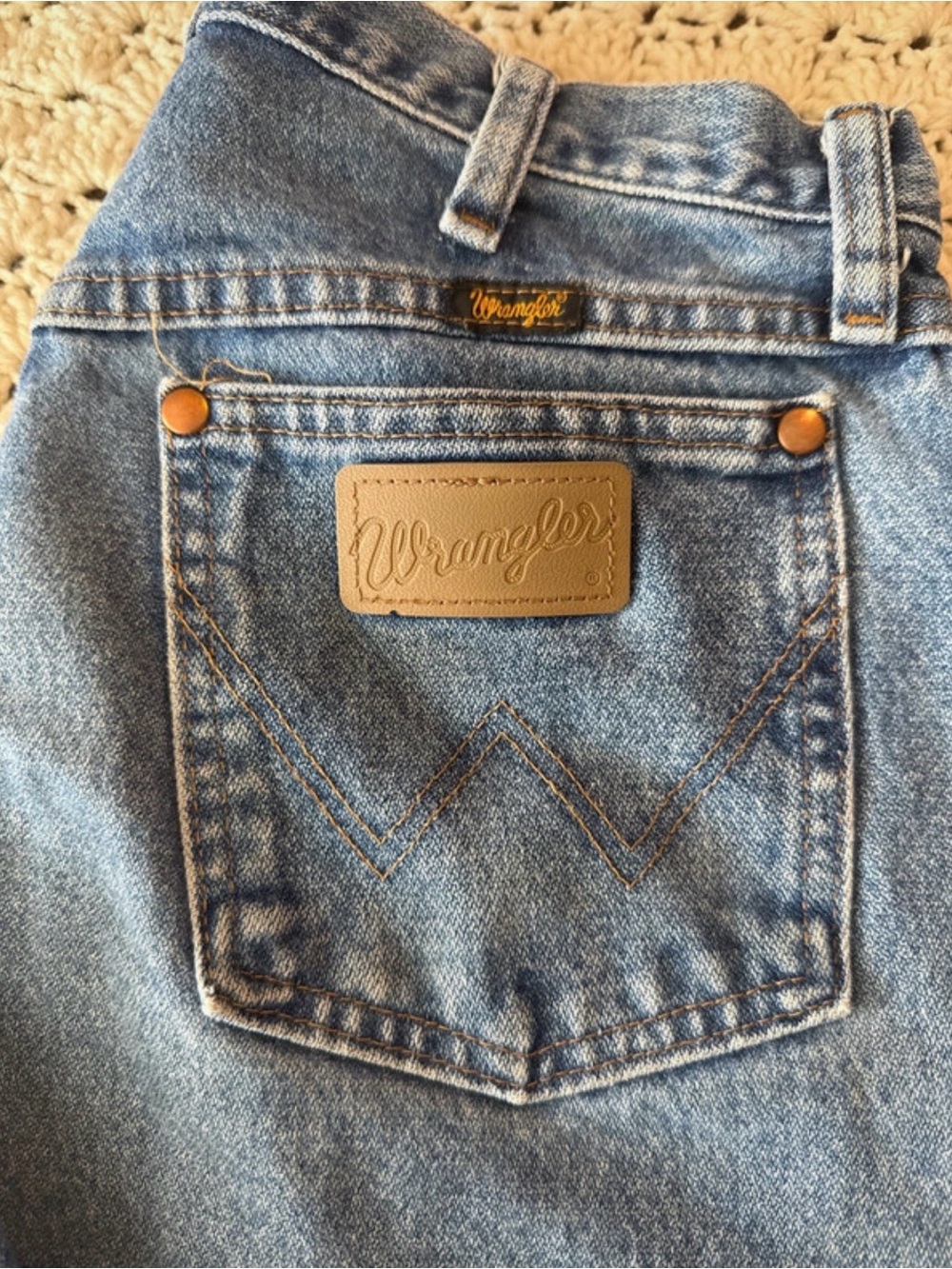 Wrangler Jeans - Picture 2 of 7